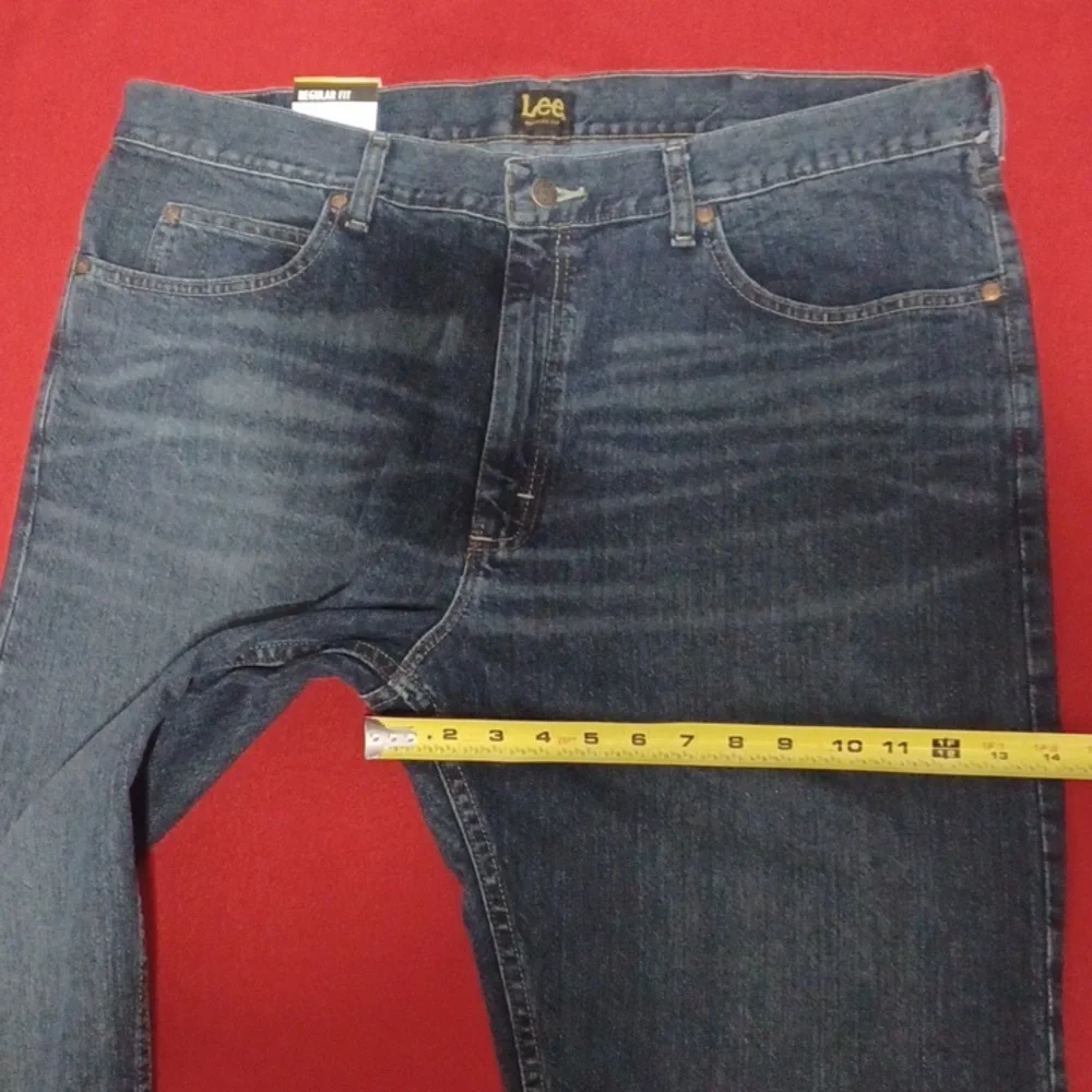 Size 40 x 36 mens blue jeans 